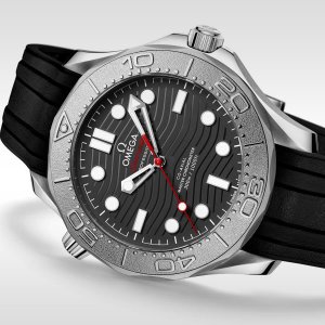 omega-seamaster-diver-300m-21032422001002-gallery-2-large