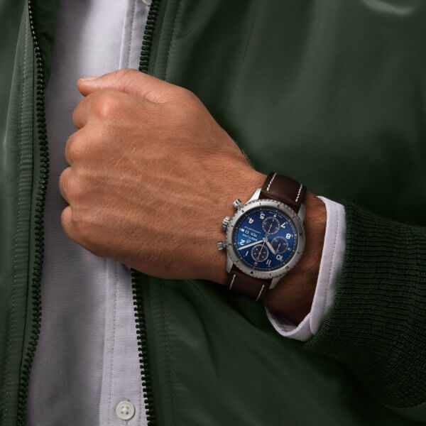 AVIATOR 8 CHRONOGRAPH 43_03-min