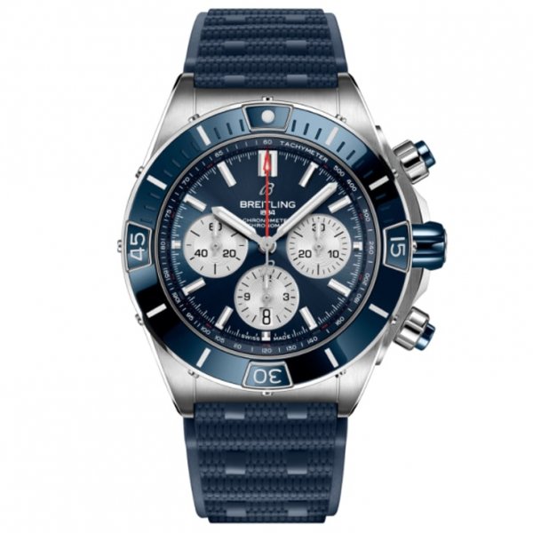 breitling SUPER CHRONOMAT B01 44-min